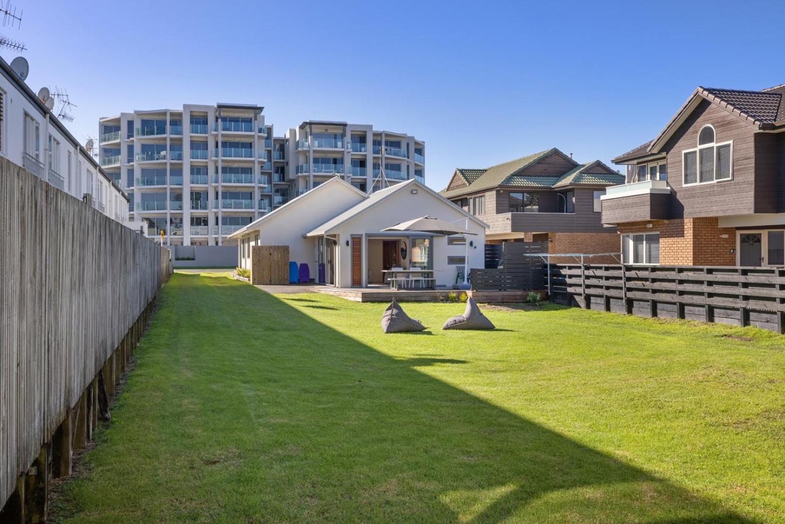 The Iconic Kiwi Bach, Full Site Downtown Mount Villa Mount Maunganui Eksteriør bilde