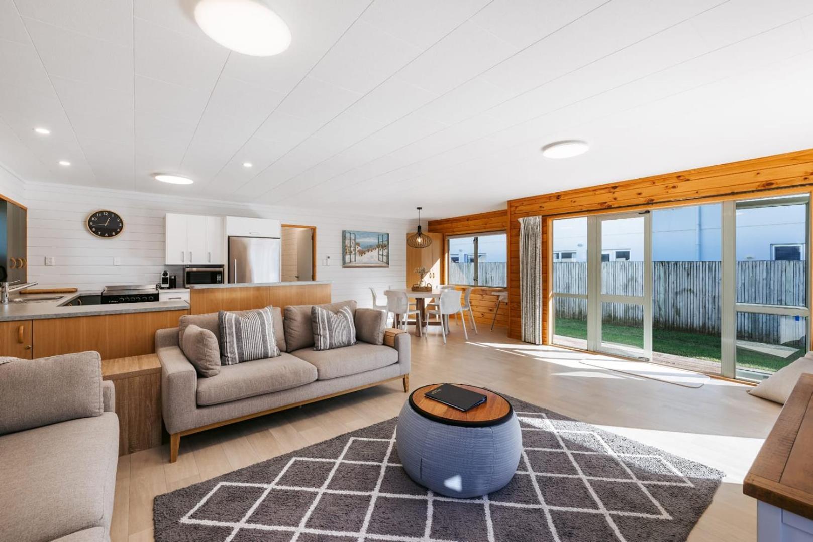 The Iconic Kiwi Bach, Full Site Downtown Mount Villa Mount Maunganui Eksteriør bilde